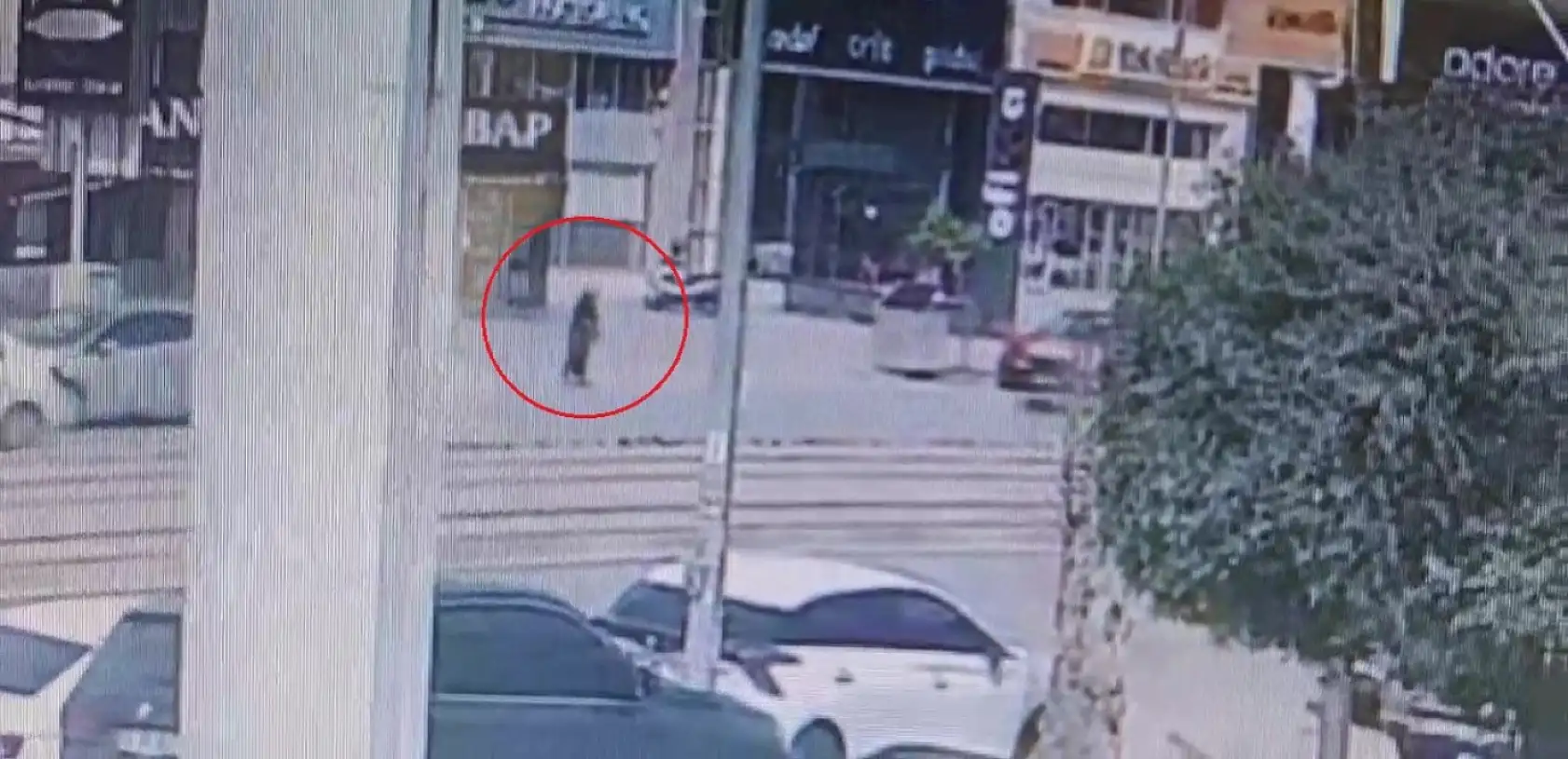 Emekli maaşını çekti, karşıya geçerken canından oldu