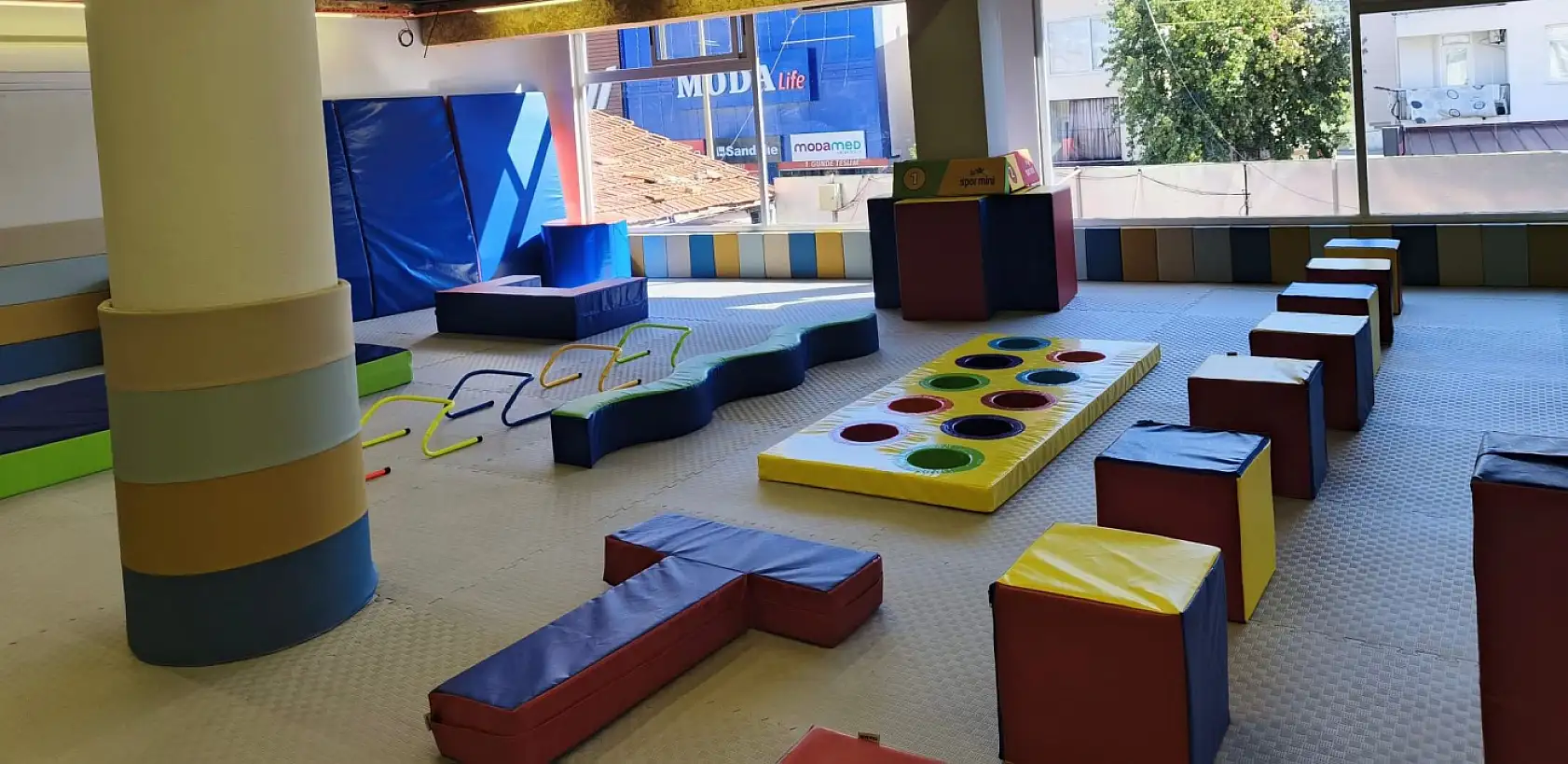 Fethiye'de Jimnastik Antrenörü Yasemin Çakmak: 'Çocuklarımızı spora yönlendirmeliyiz'