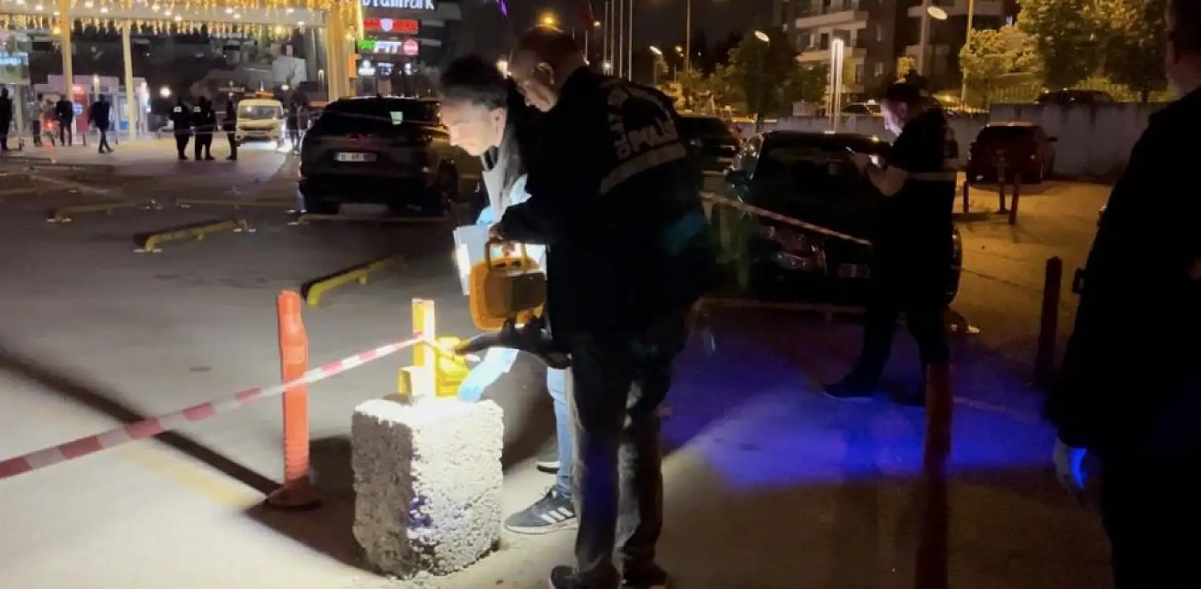 Eğlence merkezinde silahlı kavga: 1 yaralı