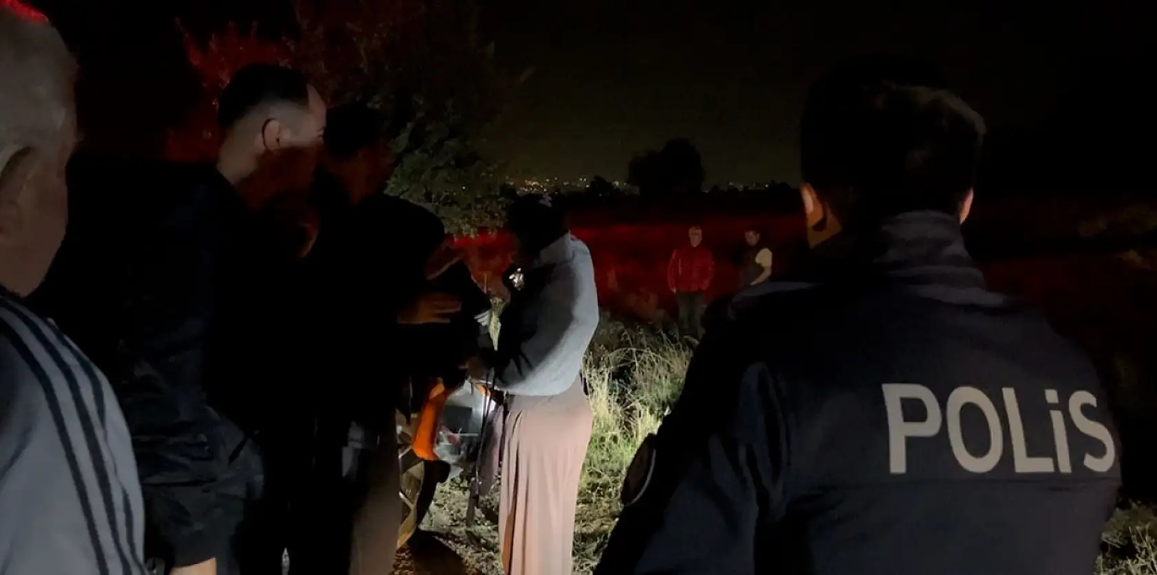 Korkunç kaza: Araç alev aldı, yangın ormana sıçradı