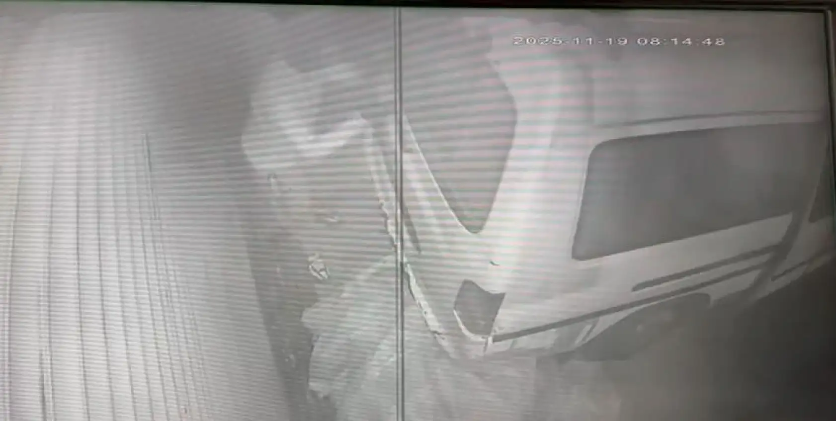 Ortaca'da Hırsızlar park halindeki tekneyi çalamayınca zarar verip kaçtılar