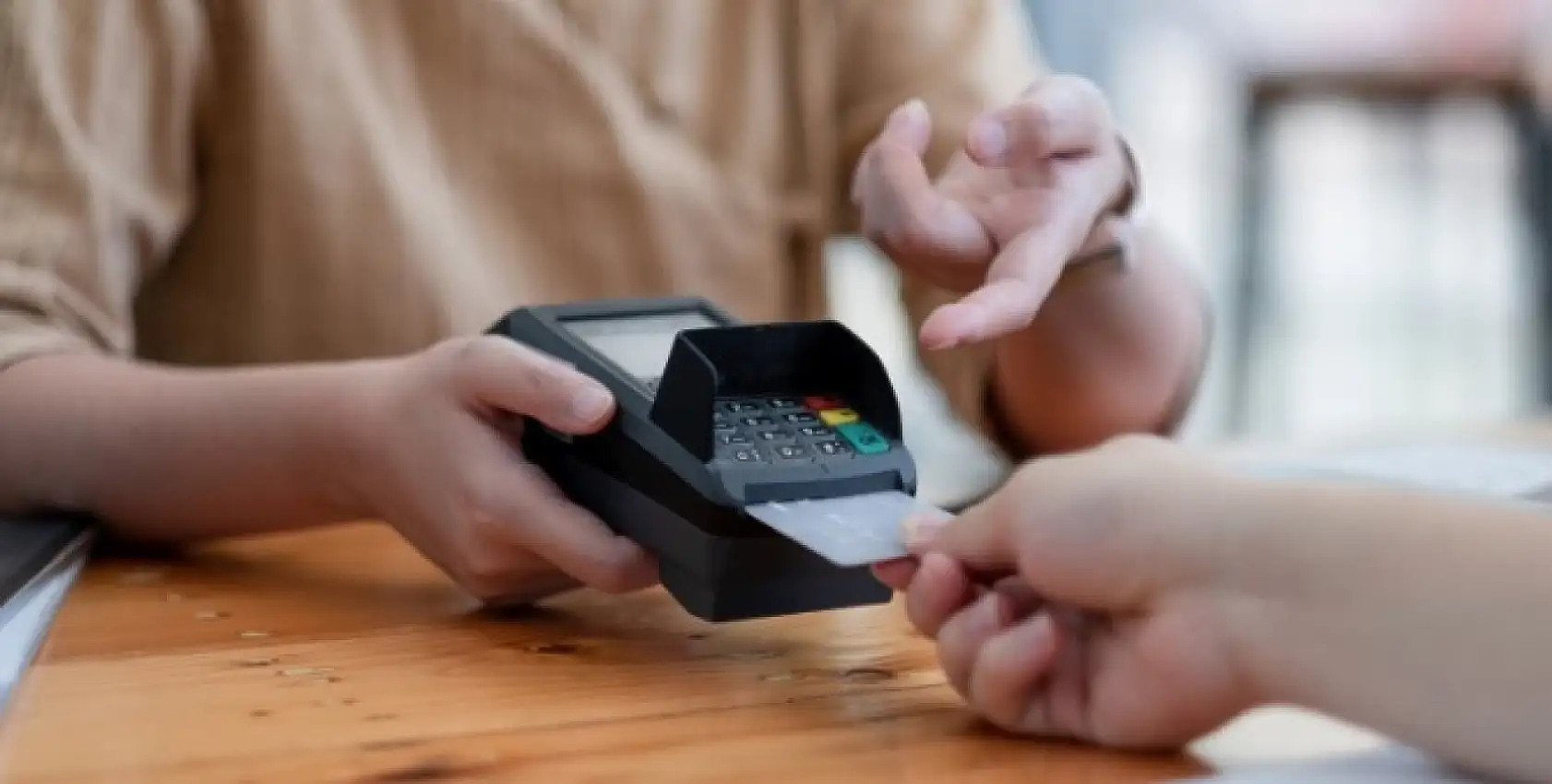 Kredi kartlarına yeni uygulama, taksitten sonra sıra nakit avansta