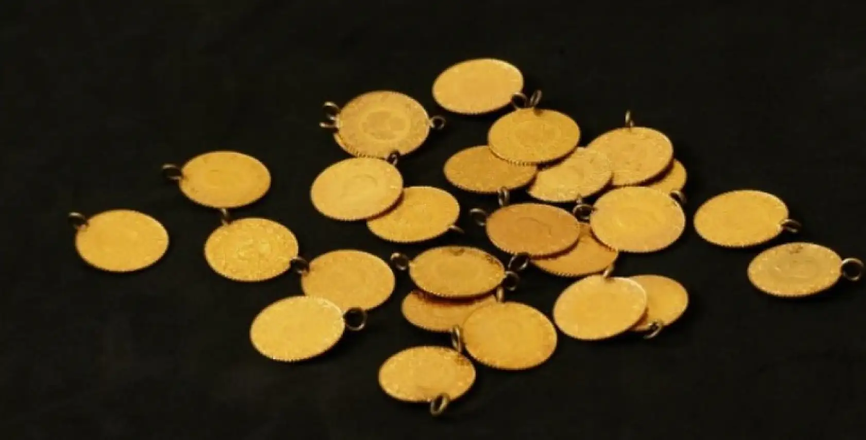 Altında ibre tersine döndü