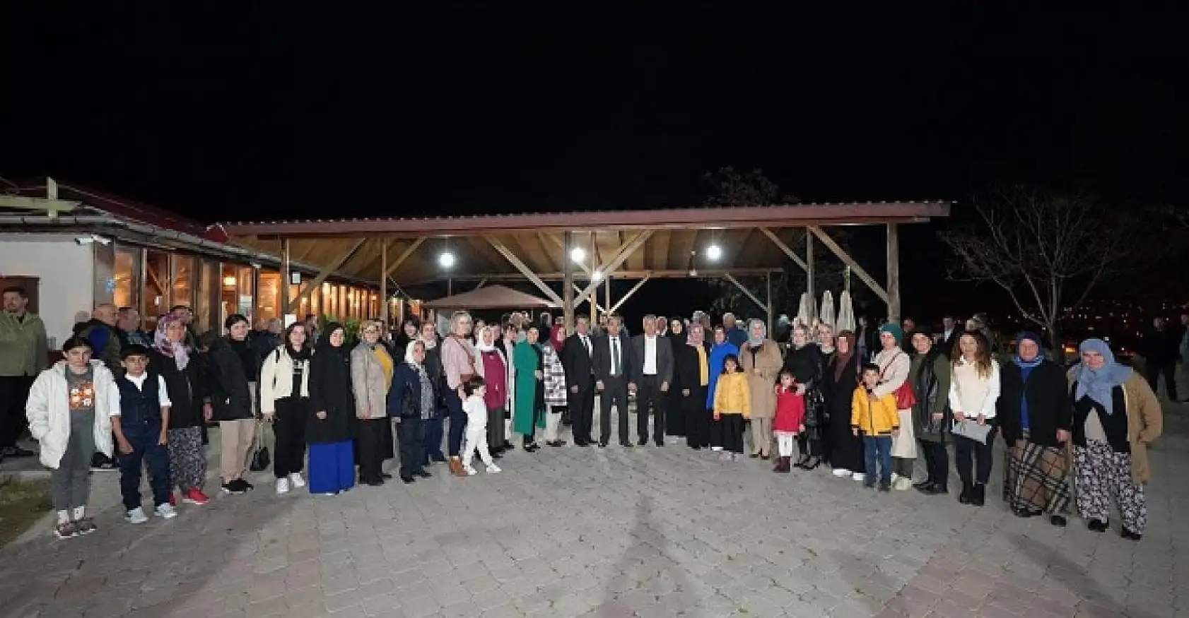 Başkan Akdenizli, MHP Teşkilatının Yemeğine Katıldı