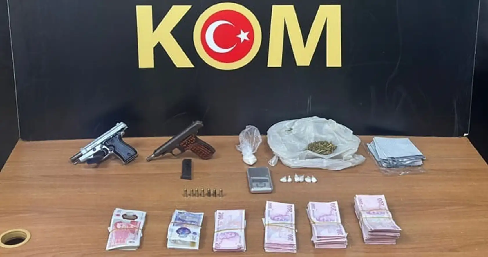 Muğla'nın 7 ilçesinde silah operasyonu: 4 tutuklama
