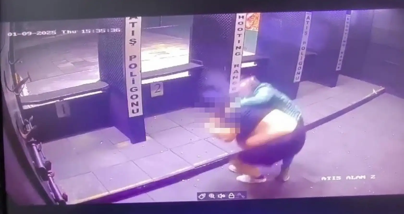 Özel poligonda intihara kalkıştı, kendisiyle birlikte engel olmaya çalışan eğitmeni de vurdu