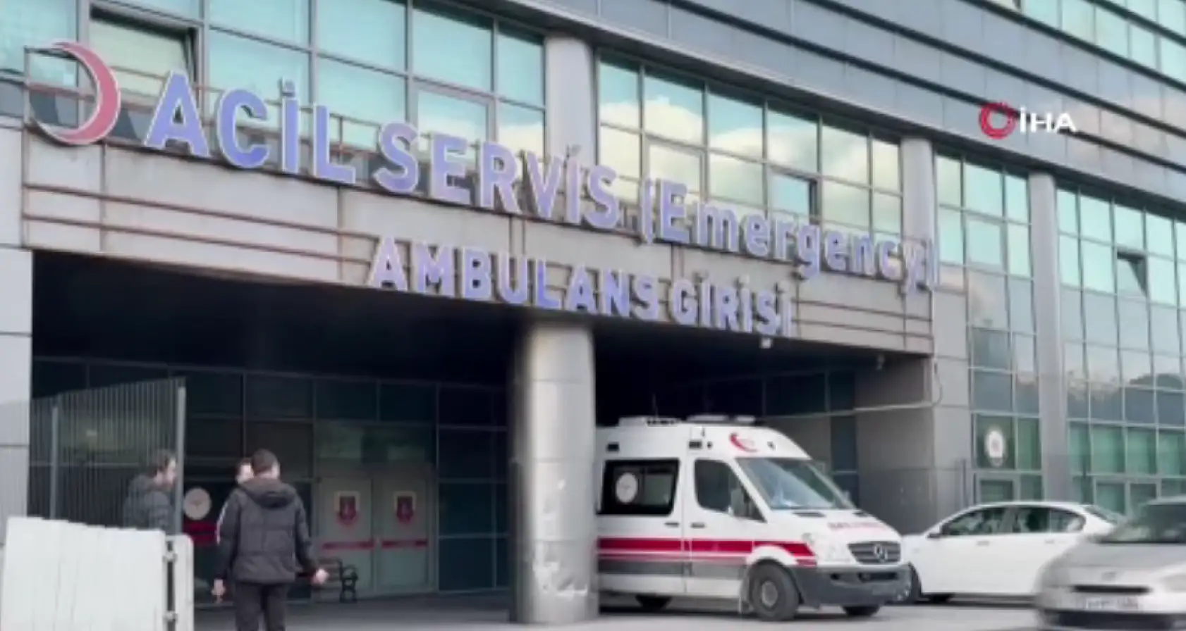 İstanbul'da yedikleri midyeden zehirlenen ve yoğun bakımda tedavi gören anne de hayatını kaybetti