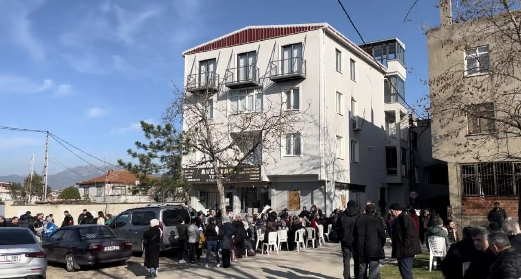 Sosyal medya fenomeni estetik için gittiği hastaneden sağ çıkamadı