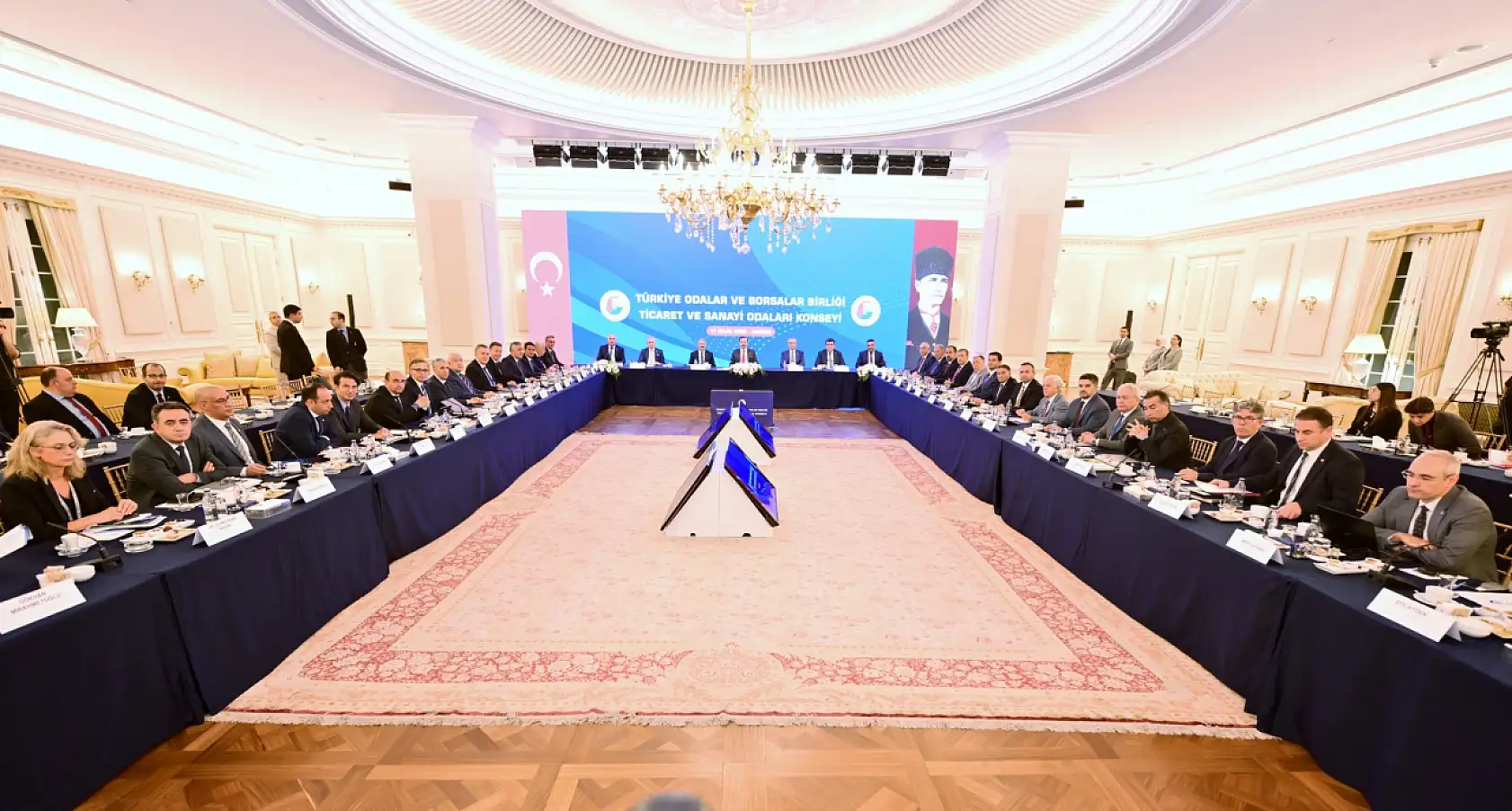 Başkan Çıralı, TOBB Ticaret ve Sanayi Odaları Konseyi toplantısında sorunları dile getirdi
