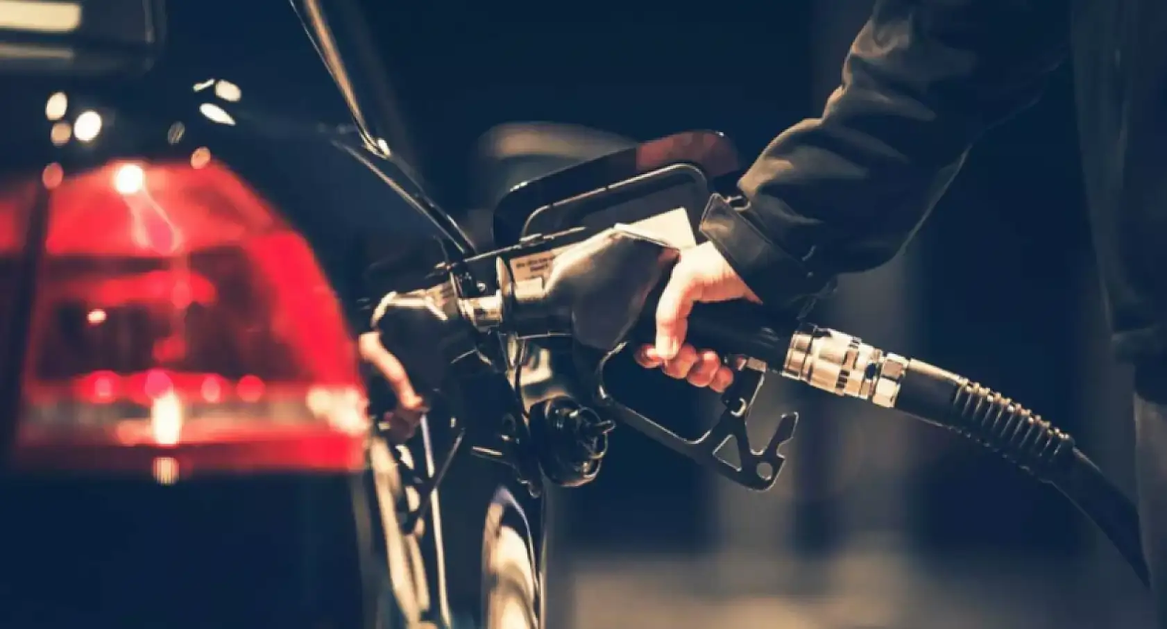 Akaryakıta Zam Geldi Motorin Fiyatları 41 Lirayı Aştı! İşte Güncel Brent Petrol, LPG, Motorin, Benzin Fiyatı