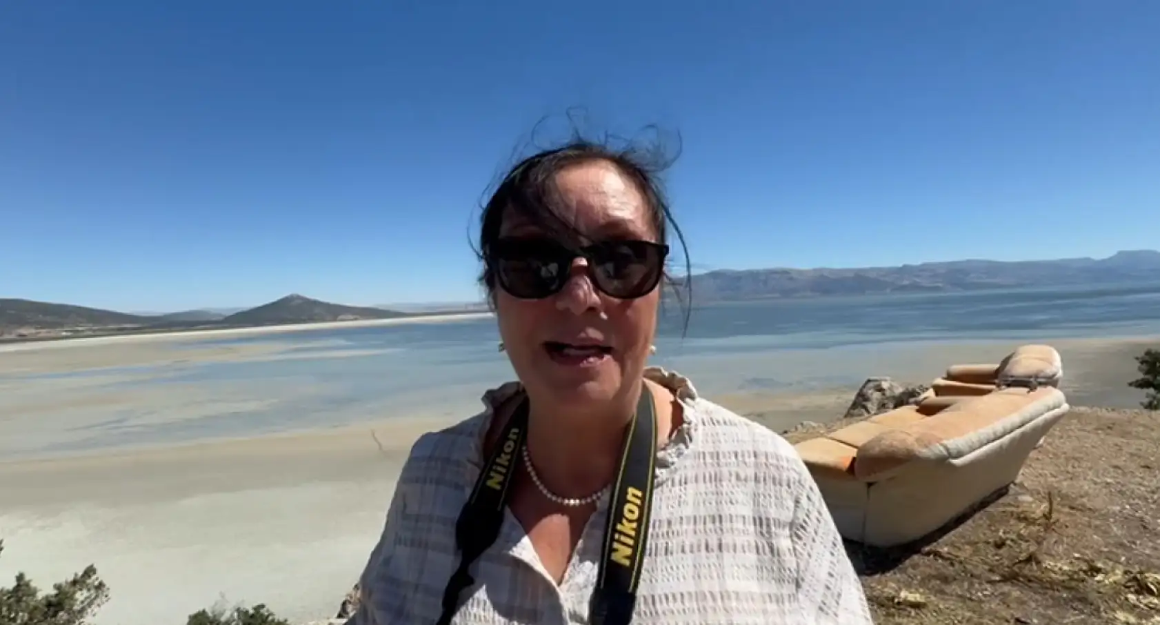 Türkiye'nin 4'üncü büyük gölü kuraklık nedeniyle ortadan ikiye bölündü