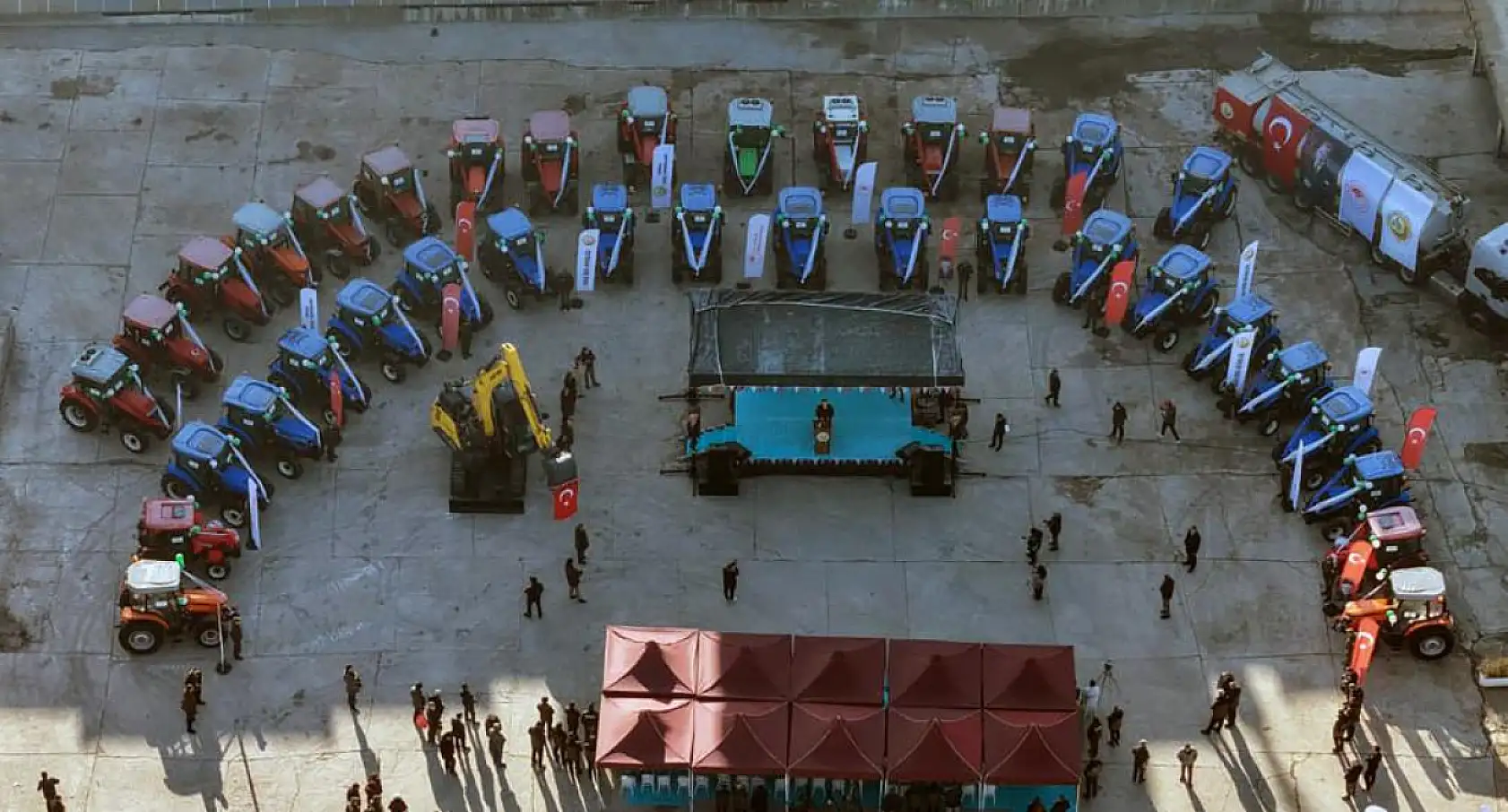 Muğla'da ORKÖY'den kırsal mahallelere sıfır faizli 36 traktör