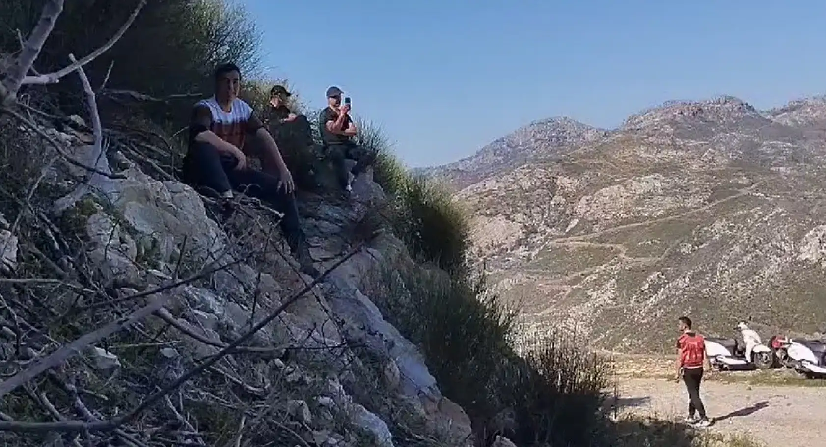 Ege Rallisi'nde kahkaha dolu anlar! Seyirciden Pilotlara: 'Baban da mı Ralliciydi'