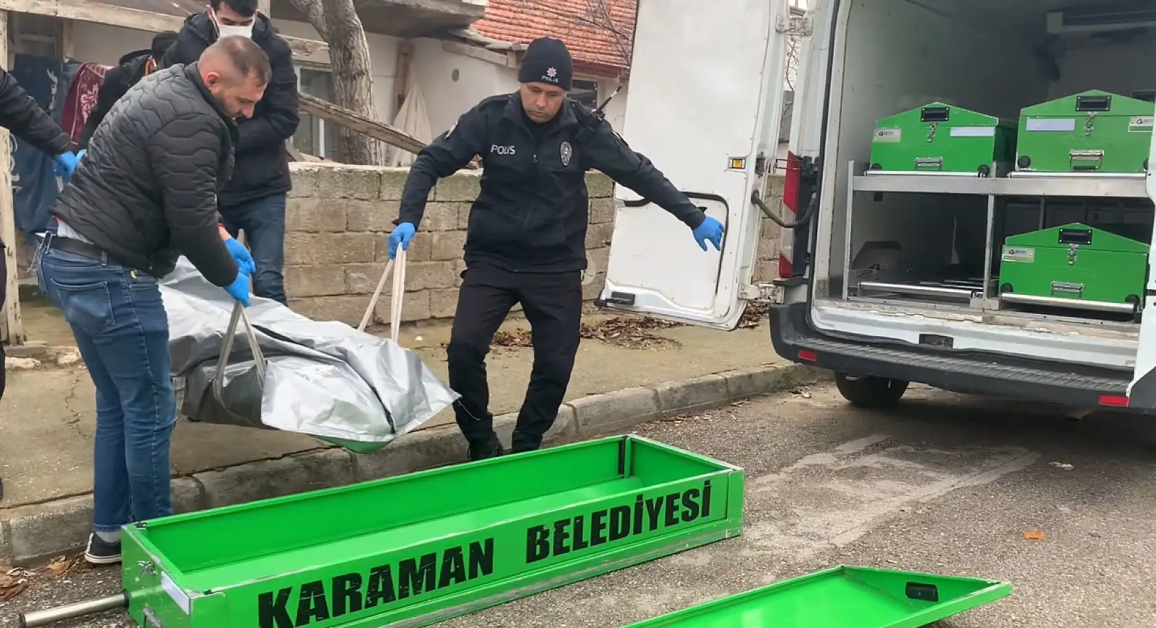 Sobadan zehirlenen koca öldü, eşi hastanede tedaviye alındı
