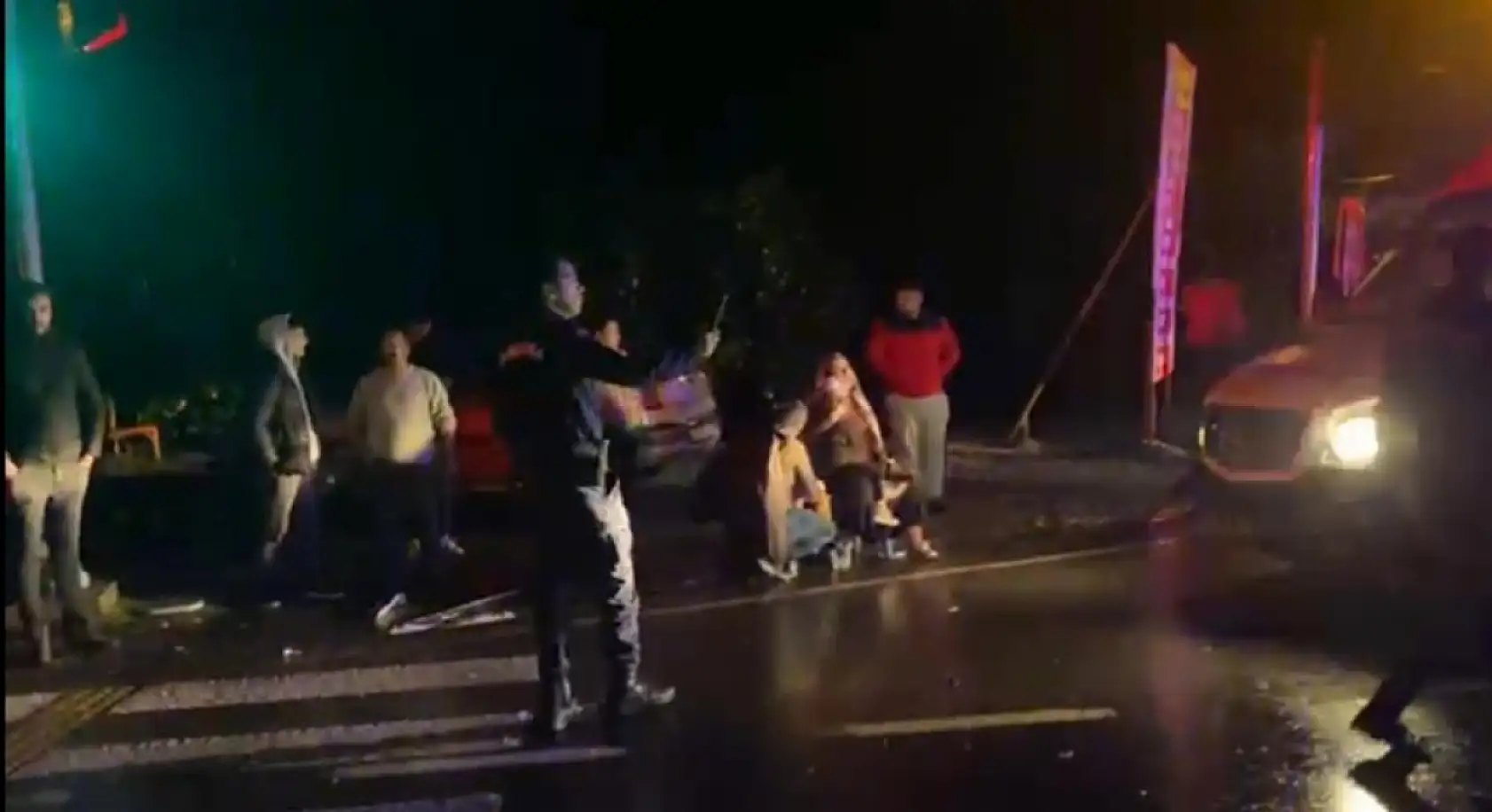 Köyceğiz'de feci trafik kazası: 2'si çocuk 8 yaralı