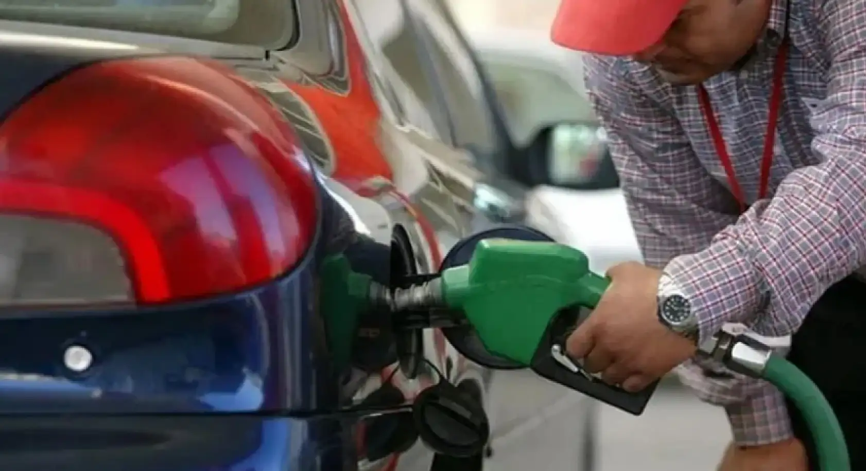 Güncel benzin, motorin litre fiyatı kaç lira? 9 Nisan Akaryakıt Fiyatları