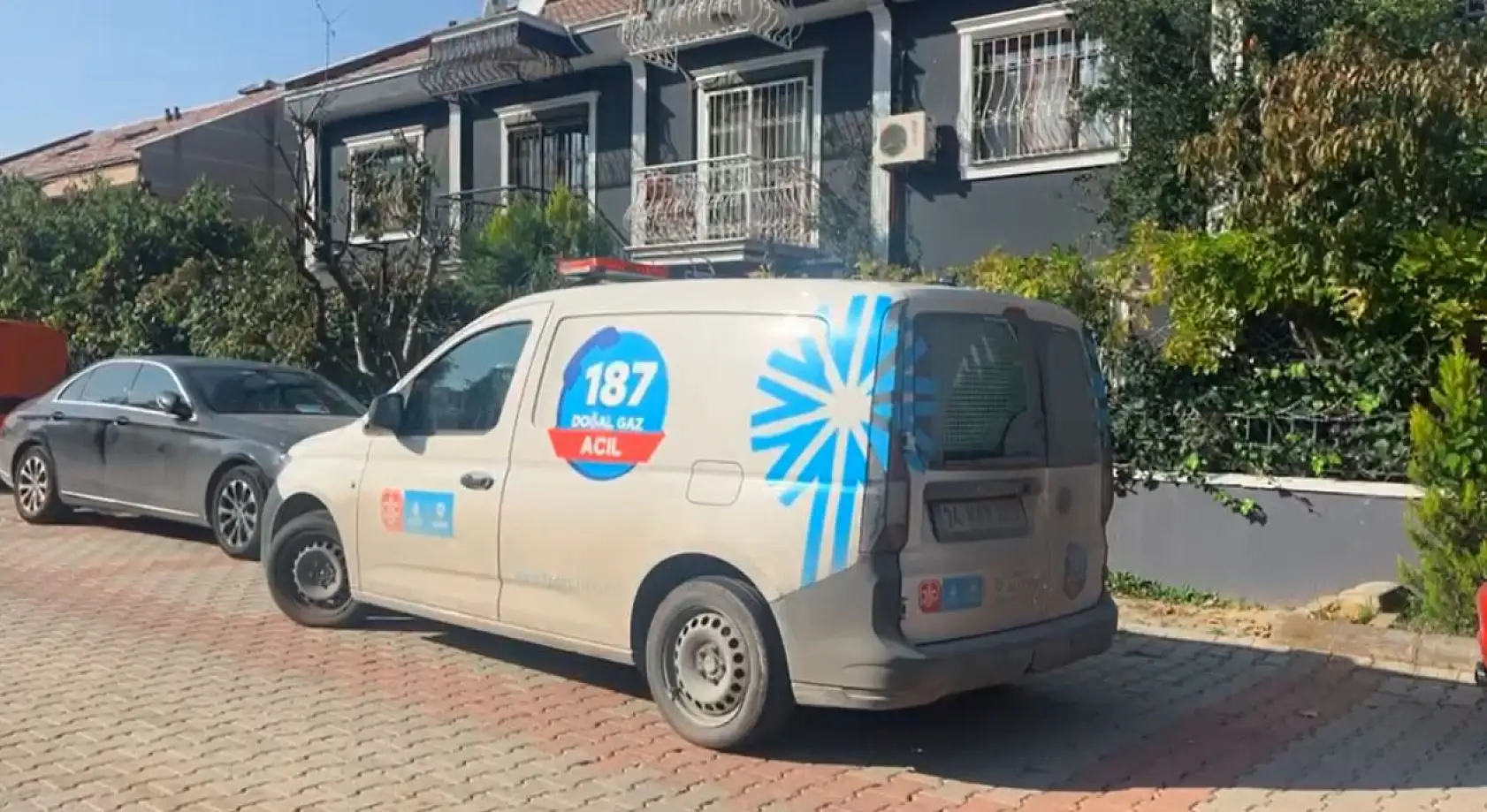 Kombiden sızan gaz bir aileyi zehirledi: 1 kişi öldü, 2 kişi tedavi altında