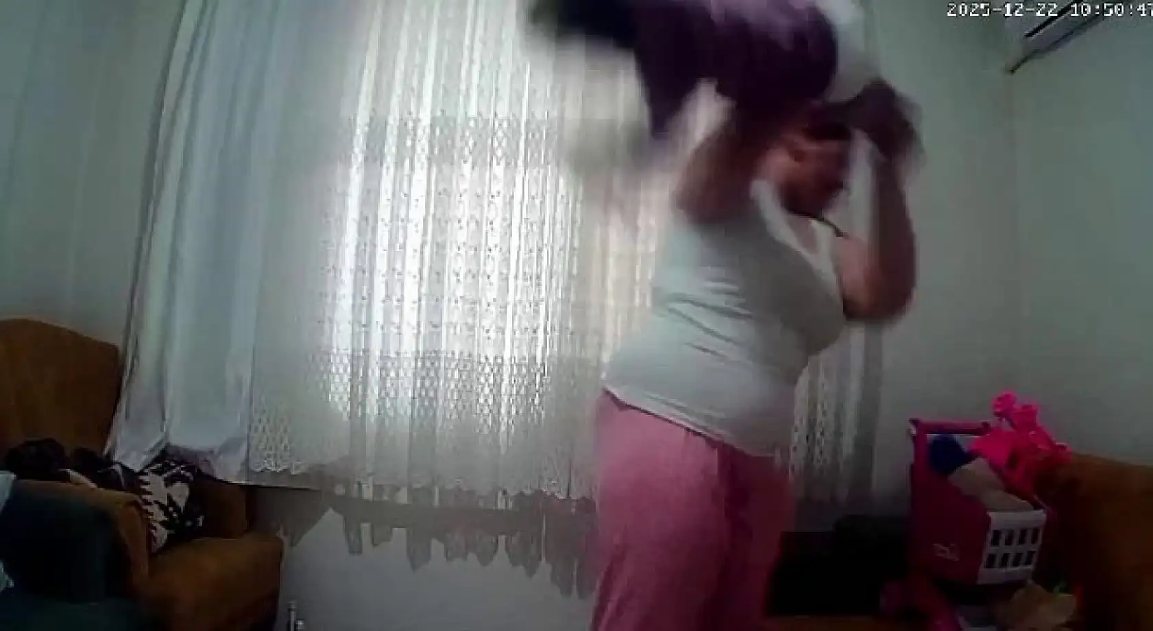 1 yaşındaki bebeğe anne şiddeti