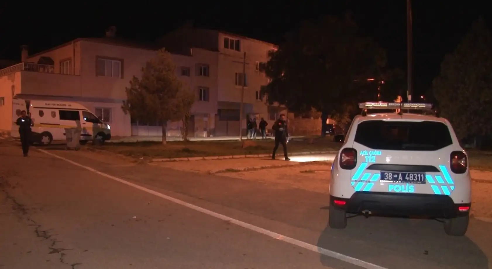 Akrabalar arasında kavga: 3 yaralı