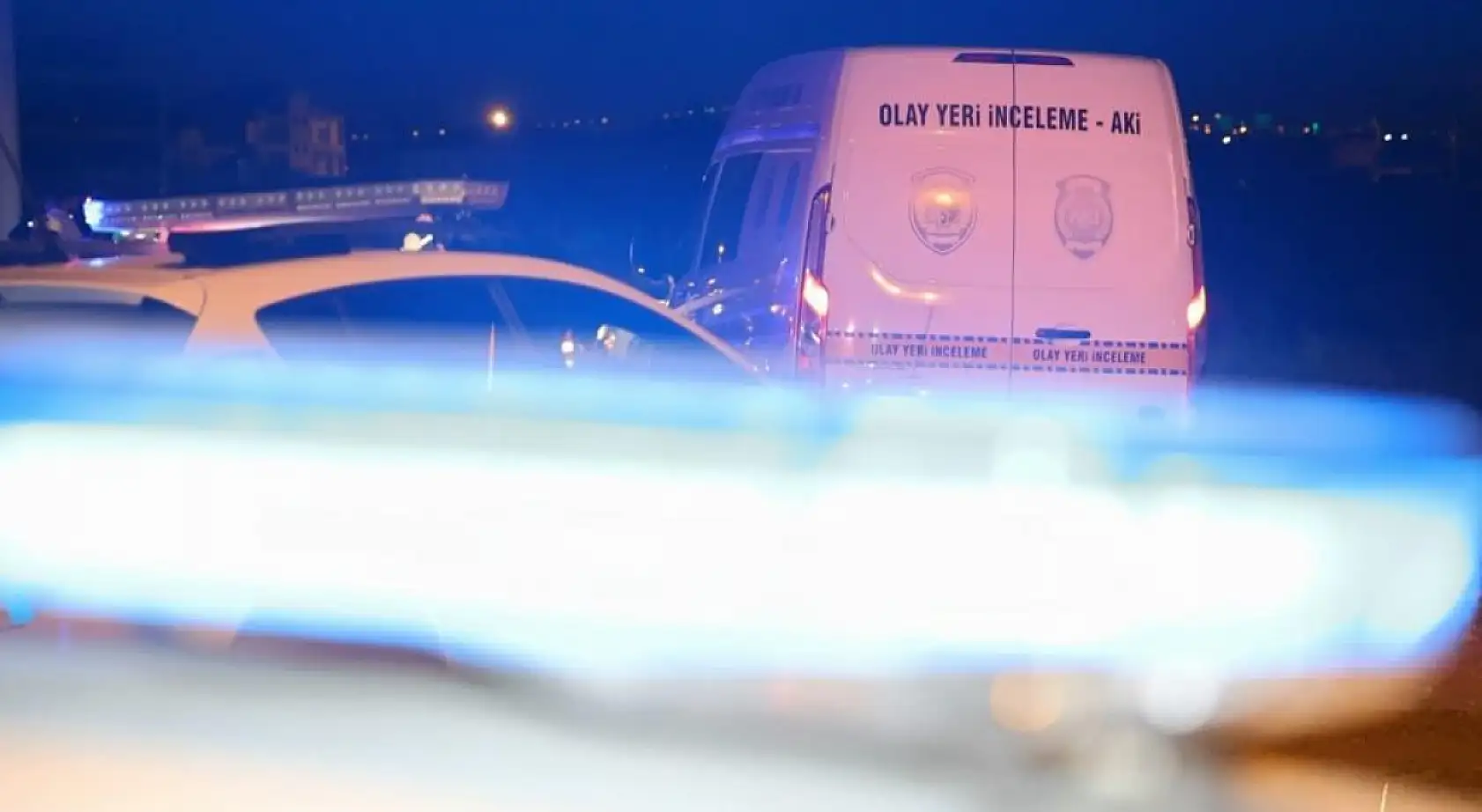 Birlikte yaşadığı kadını tabancayla öldürdü, inşaatın çatısında böyle yakalandı