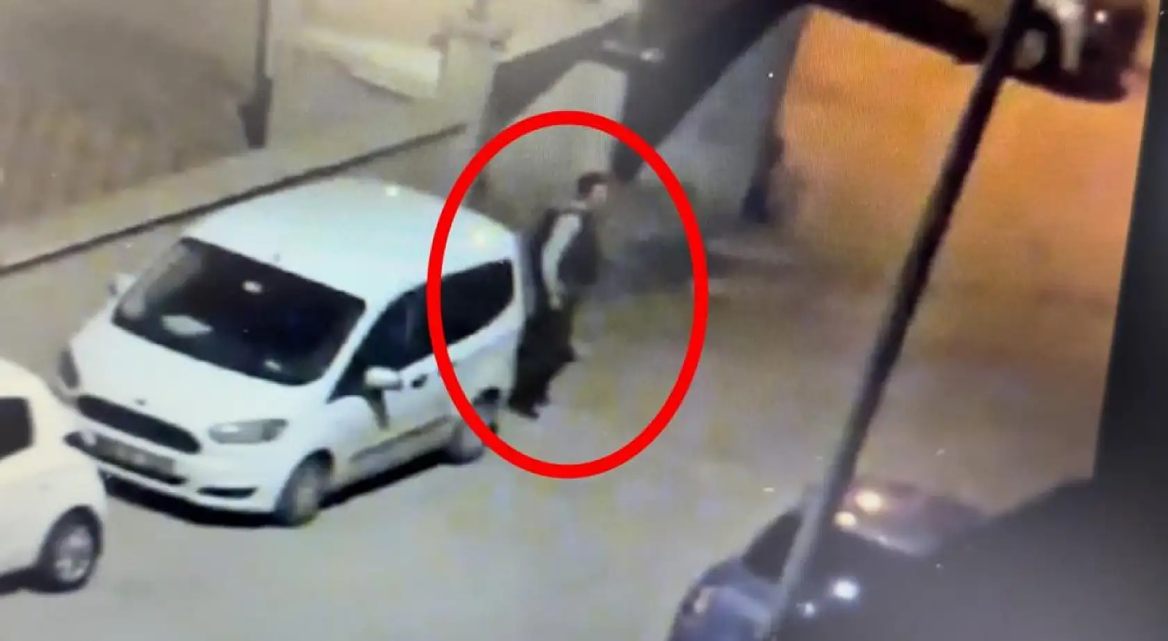 Çekirge misali 3'üncü hırsızlığında kıskıvrak yakalandı