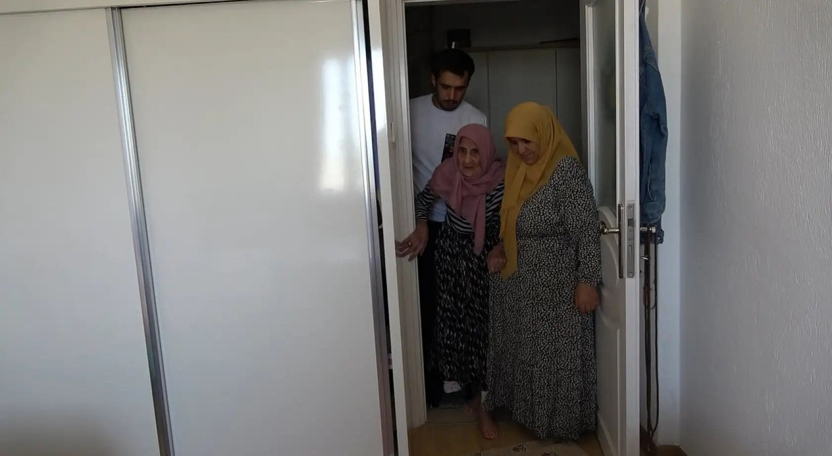 Tam 101 yaşında: 24 torunu var, torunun torununu gördü