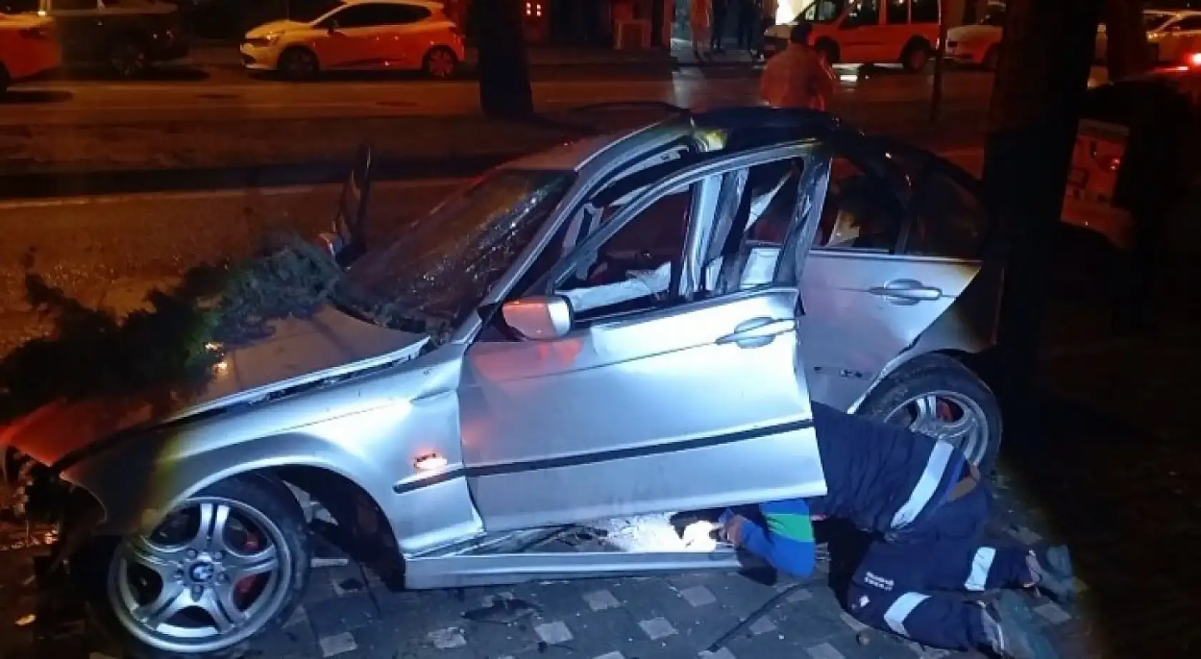 Sabah saatlerinde korkunç kaza: 2 ağır yaralı