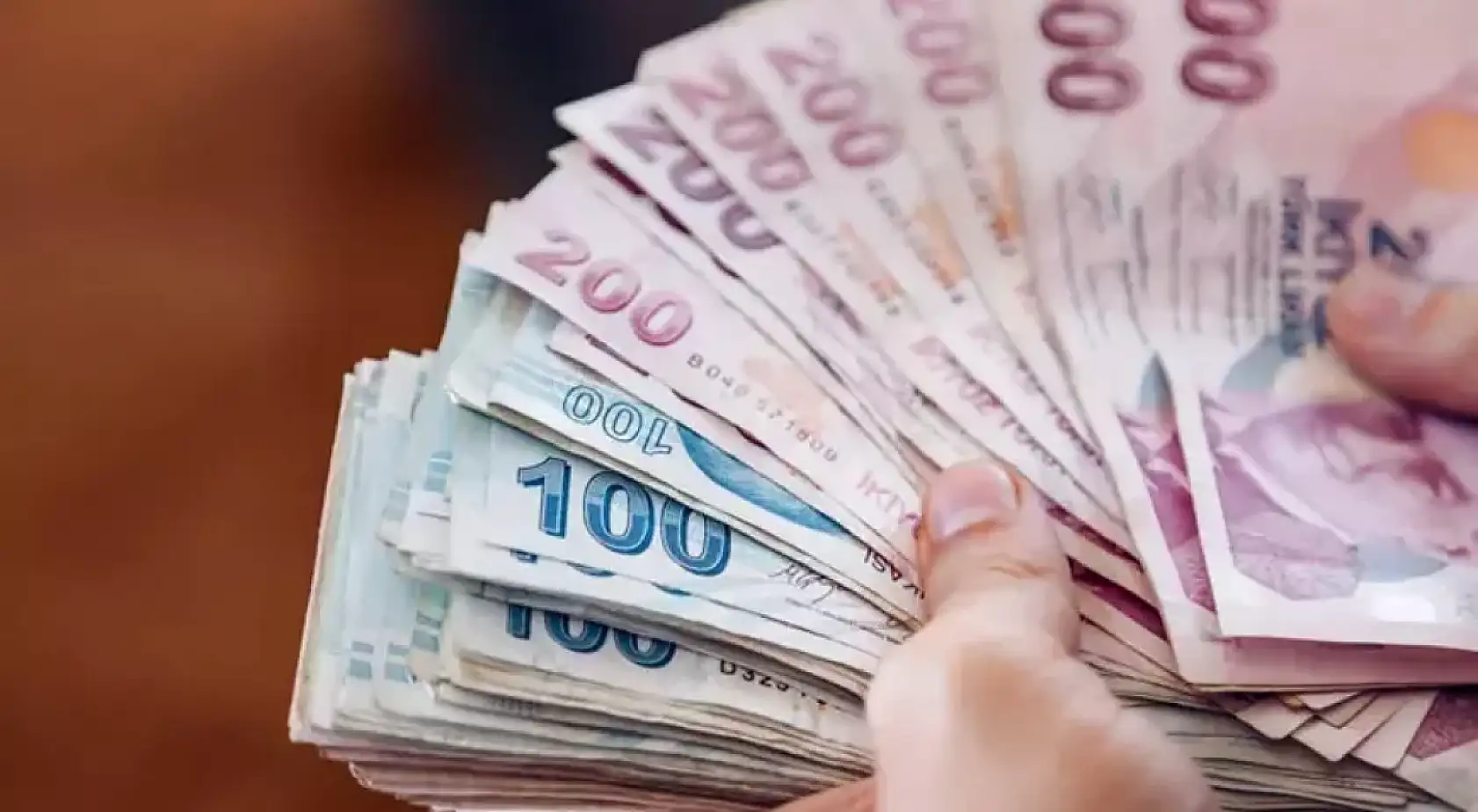 Emekli'ye Kasım'da 18 Bin Lira Müjdesi Gerçek mi? Hesaplara yatırılıyor iddiası!