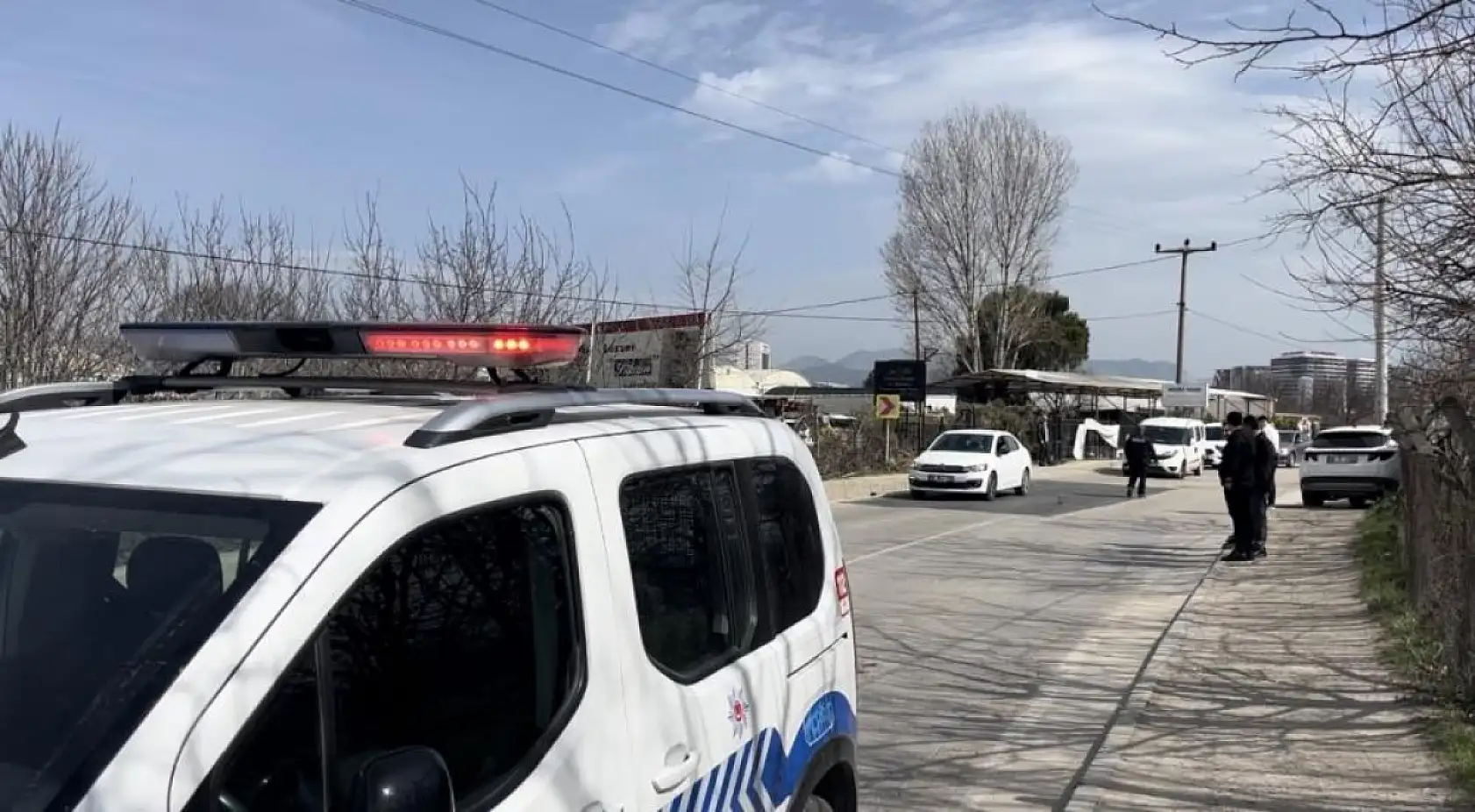 Lise öğrencisini darp edip, pompalı tüfekle vurdular