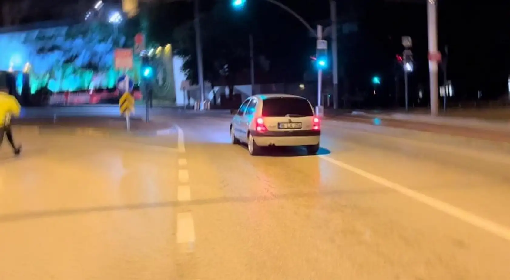 Kaçmadım dedi, alkolmetre 1.30 promil gösterdi