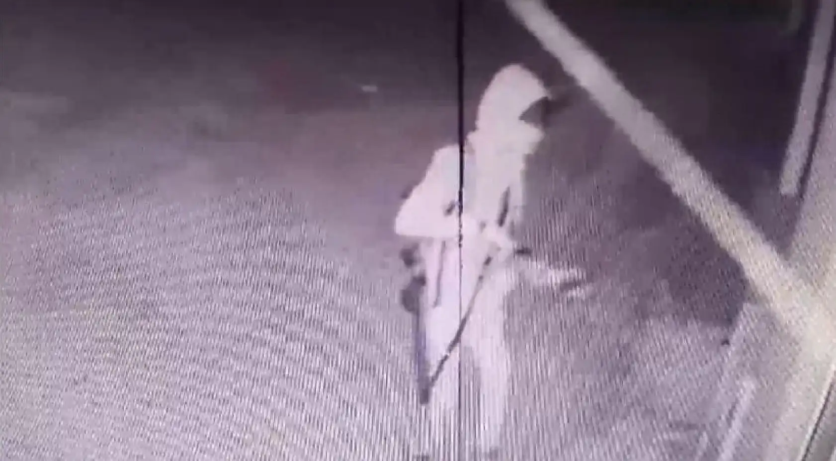 Girdiği evlerden kadın iç çamaşırı çalan şüpheli yakalandı