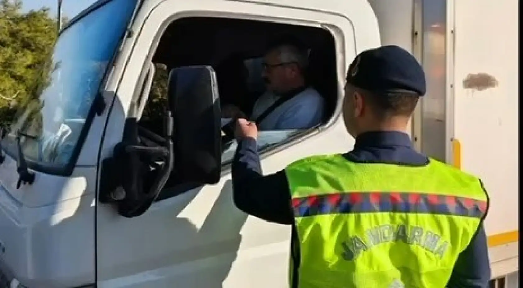 Jandarma tarafından Muğla'da yapılan denetimde bir haftada 80 şahıs yakalandı