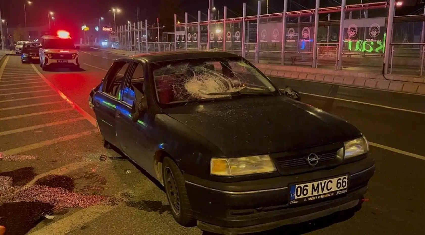 Kaza yapan alkollü sürücü polise: 'Beni alın bırakmayın'