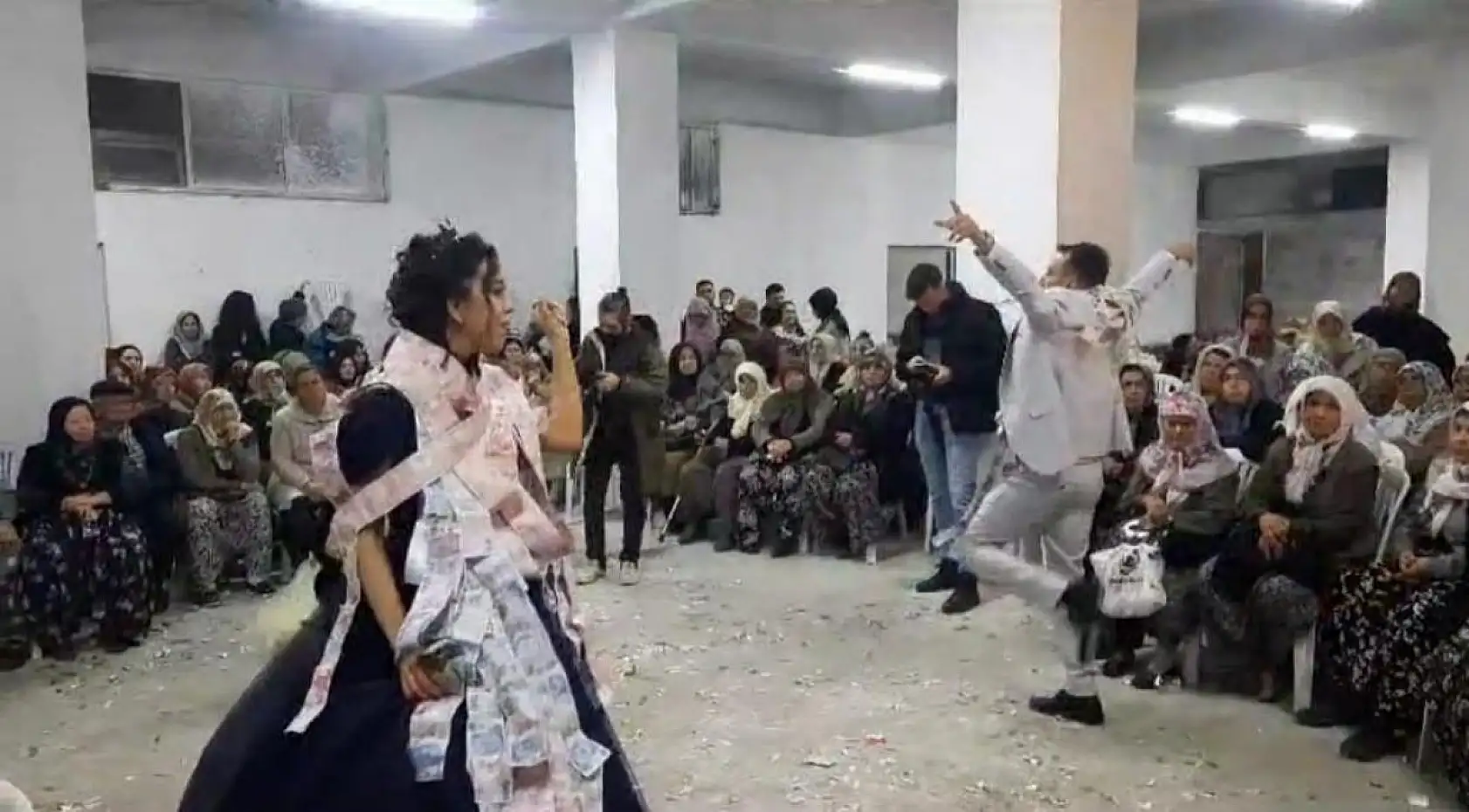 Elektrikler Gelince Gençler Hayallerine Kavuştu