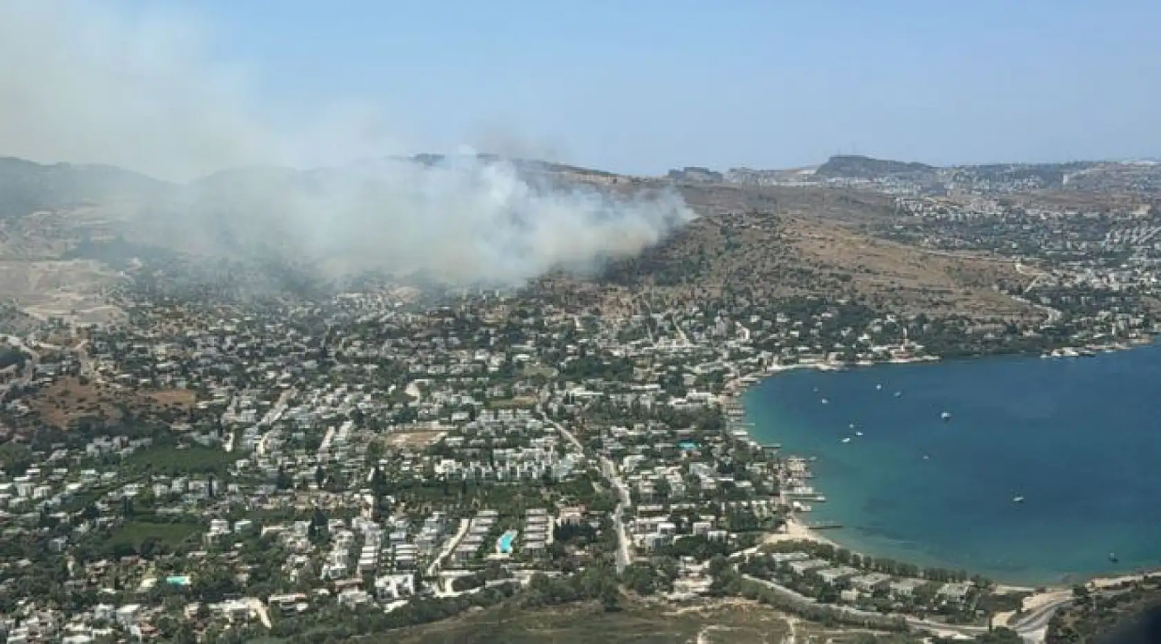 Bodrum Türkbükü makilik yangını devam ediyor
