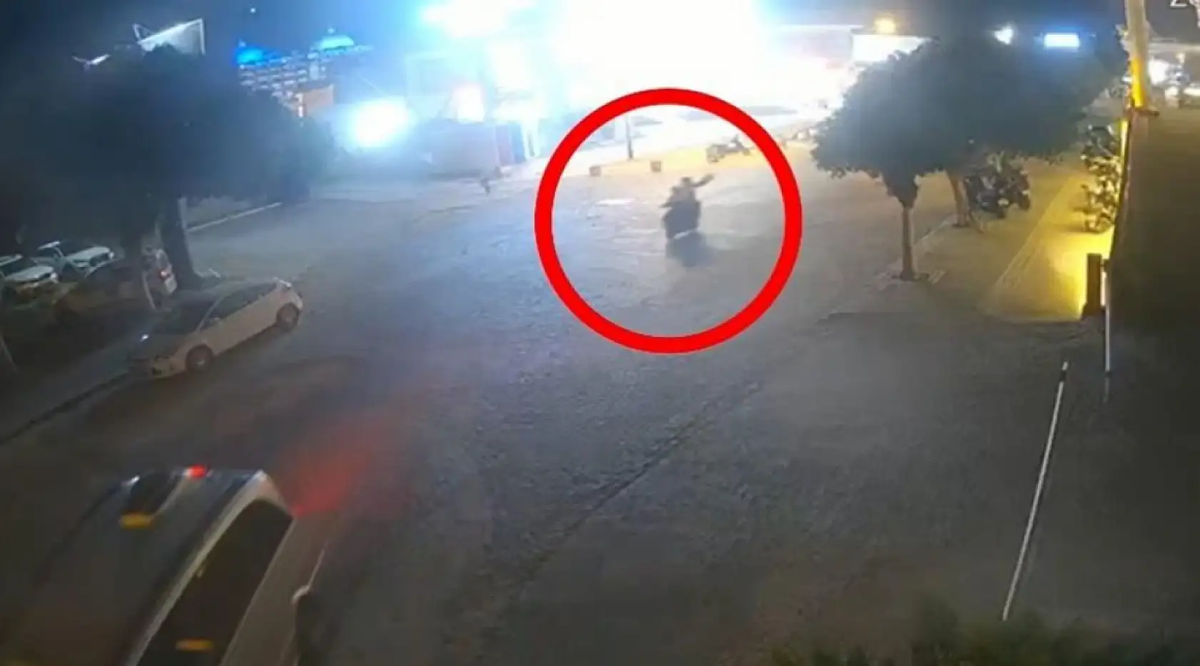 5 yıldızlı otele silahla saldırıp bahçede kıyafet değiştirmişler