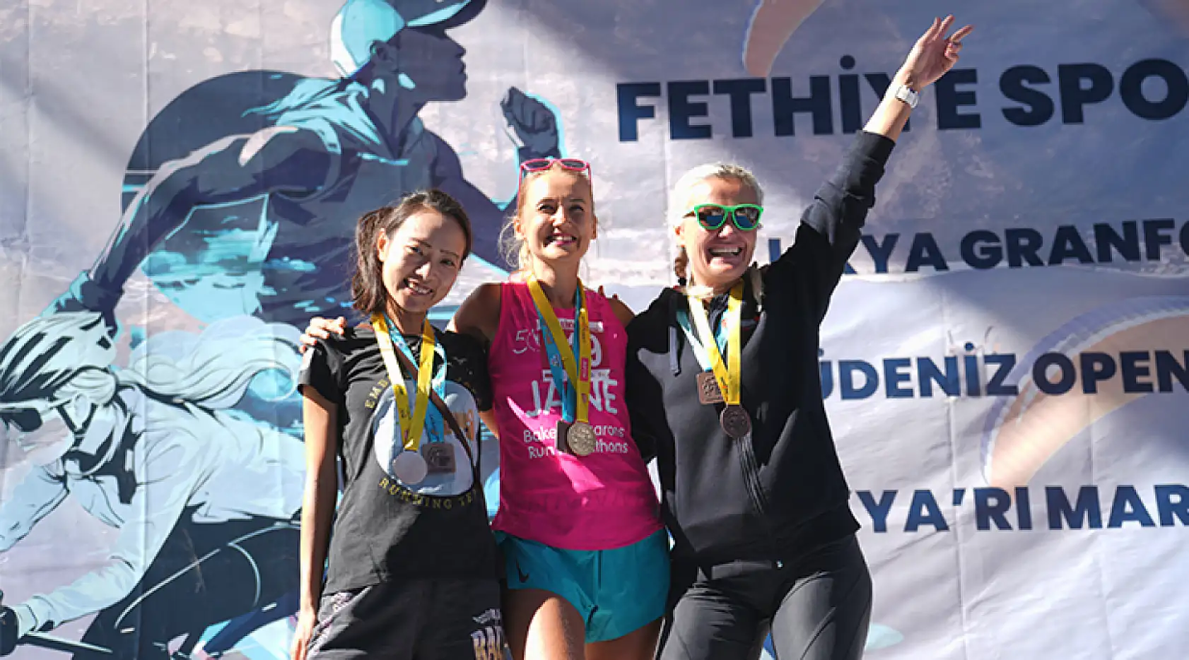 5. Uluslararası Fethiye Spor Festivali'nde Likya Yarı Maratonu yarışları yapıldı