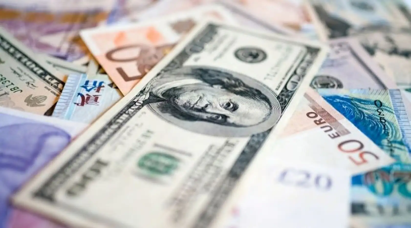 Dolar ve Euro bugün kaç TL?