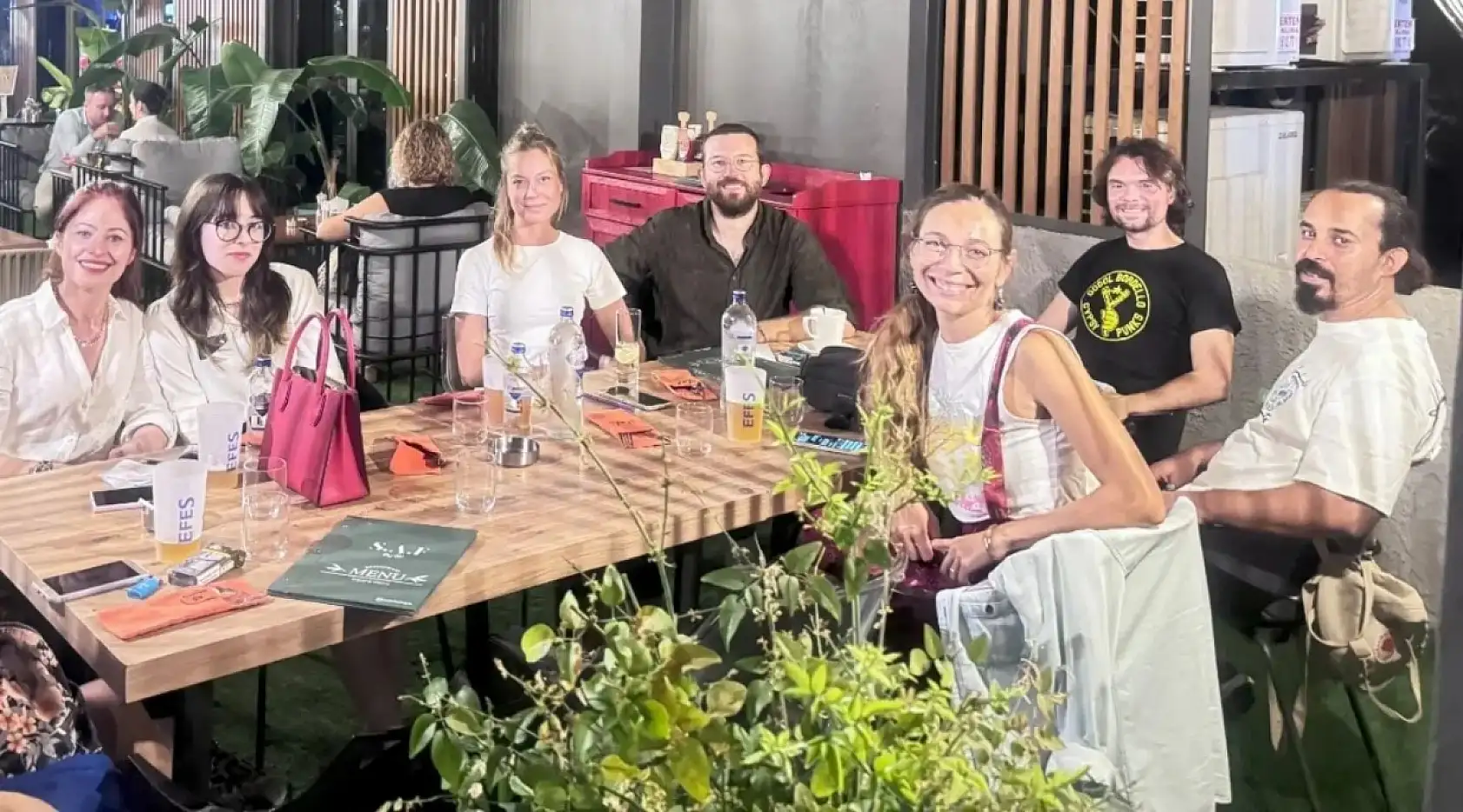 Lokman Hekim Esnaf Hastanesi'nden Sokak Hayvanlarına Destek