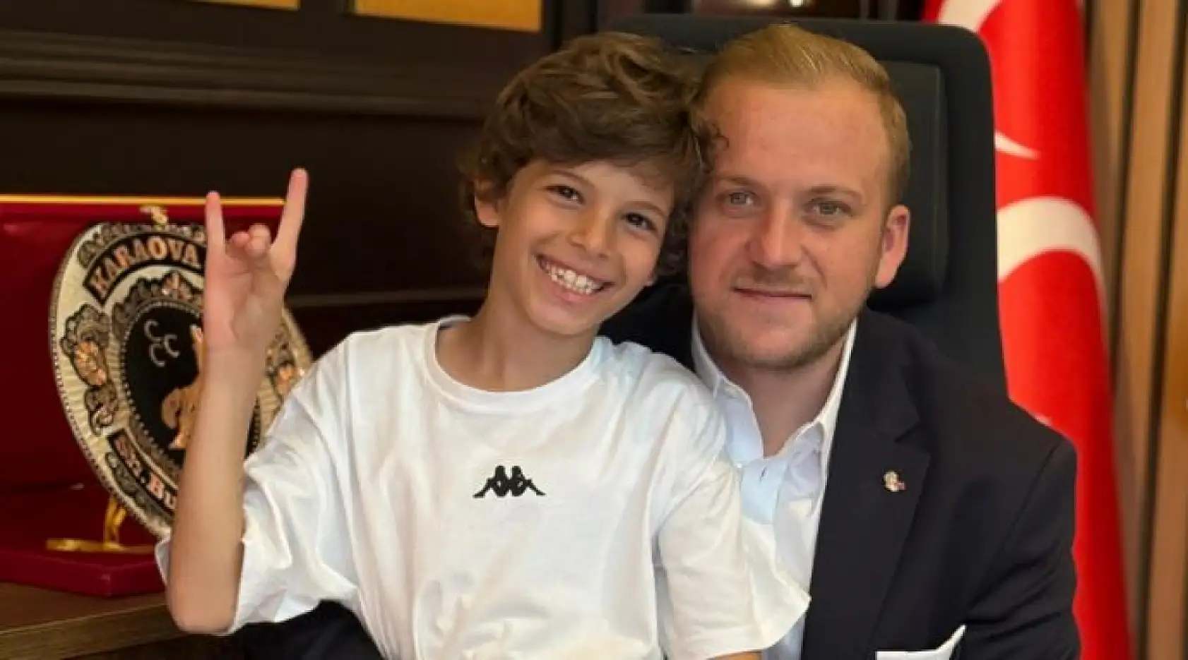 MHP Muğla İl Başkanlığı'nda 23 Nisan coşkusu: Koltuk geleceğin emanetine teslim edildi