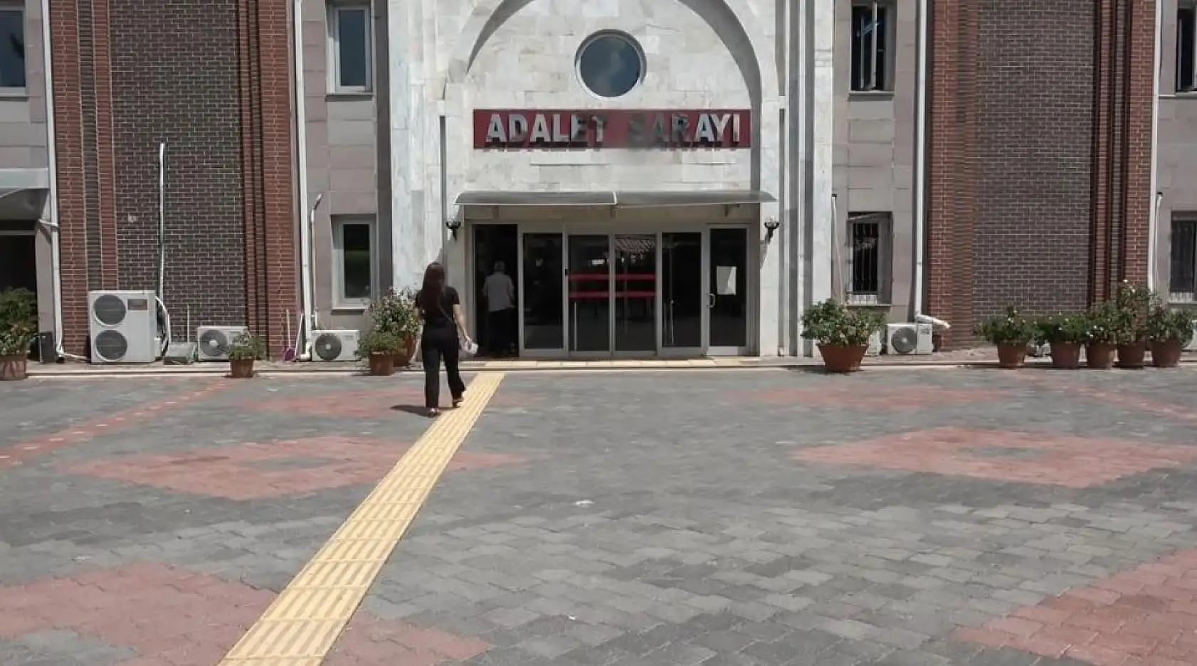 Eski sevgilisi tarafından öldüresiye darp edilen genç kadın yaşadığı kâbusu anlattı
