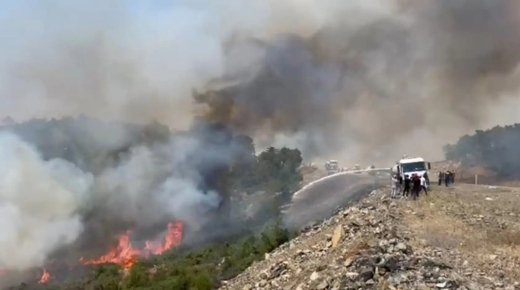 Bursa'da alevler tekrar yükseldi