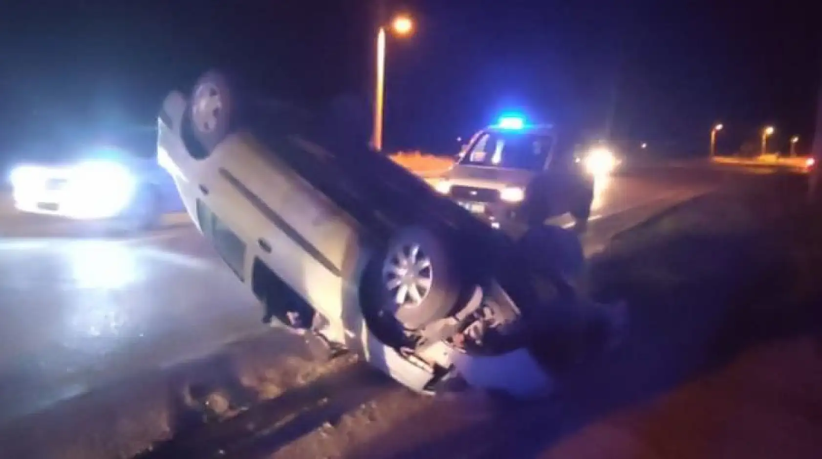 Yol çalışmasını fark edemeyen sürücü takla attı: 1 yaralı