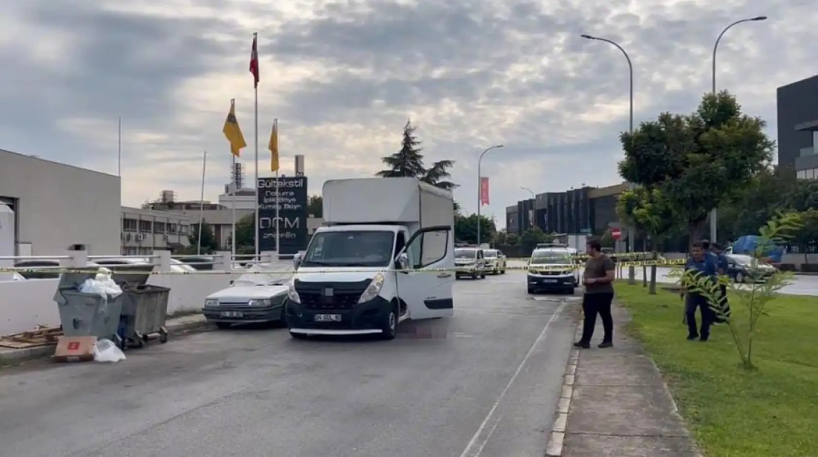 Takibe aldığı husumetlisini yol ortasında kurşuna dizdi