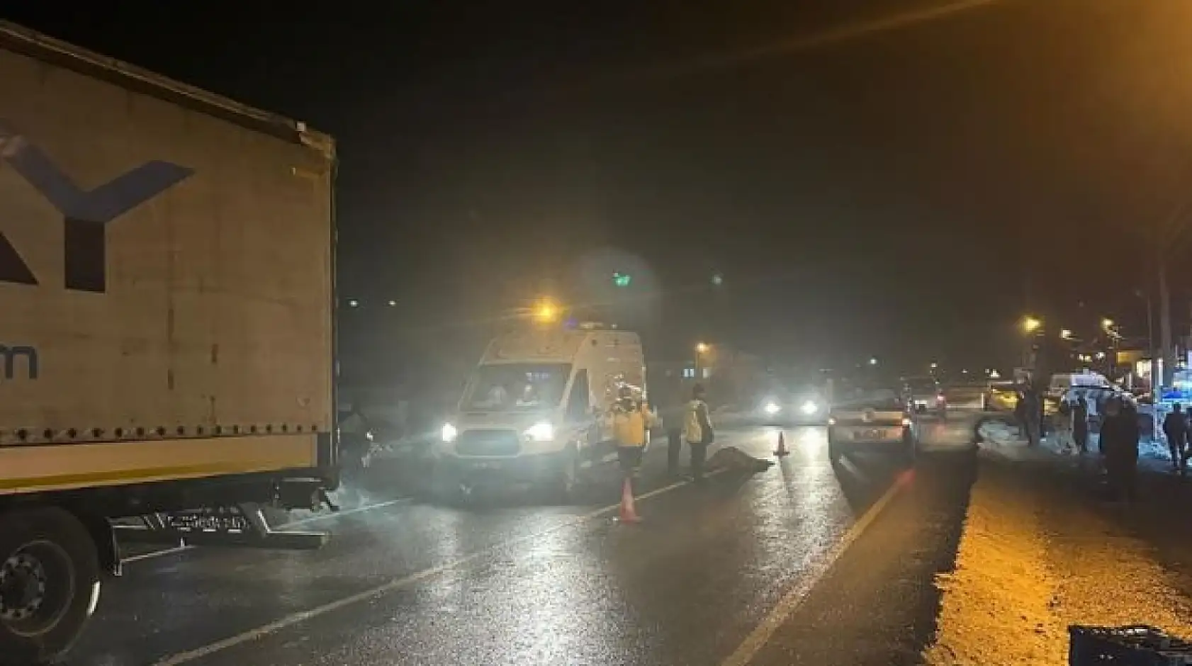 Seydikemer'de tır yayaya çarptı: 1 ölü