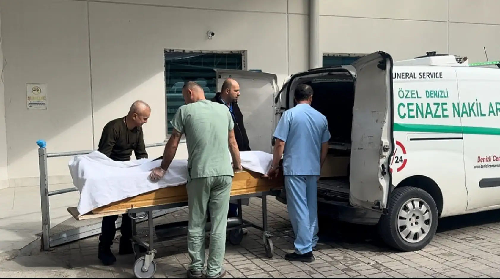 İki genç arasında başlayan tartışma silahlı kavgaya dönüştü, 1 ölü
