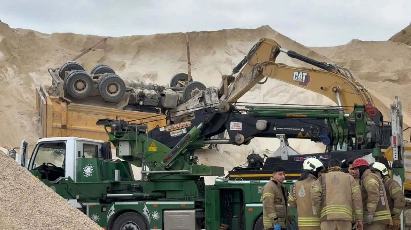 Taş Ocağında Feci Kaza: Kamyon Sürücüsü Hayatını Kaybetti