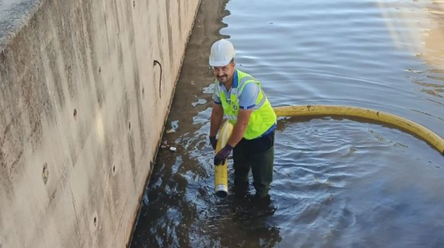 MUSKİ Ketenci Deresini Temizledi