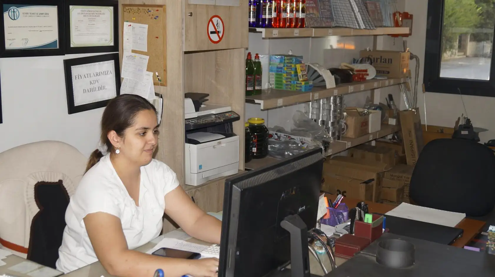 Uludağ Kömür, Fethiye'de Yükselişe Rağmen Fiyatlarını Sabit Tutuyor 