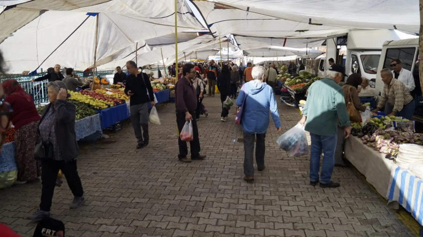 Fethiye Cuma Pazarı'nda Emekçi kadınlar yaşadıkları zorlukları anlattı